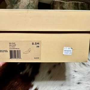 Michael Kors nude pumps